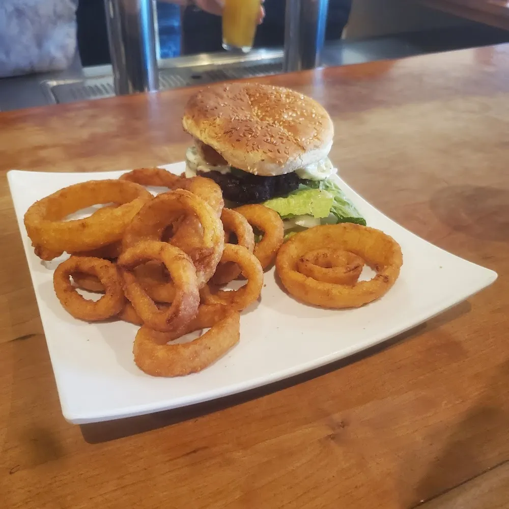 Cheeseburger and Rings